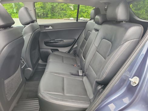 Used 2020 Kia Sportage EX w/ EX Technology Package AWD/4WD image 16