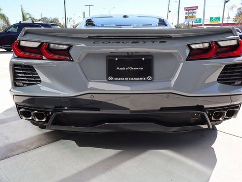 Used 2024 Chevrolet Corvette Stingray w/ Body-Color Dual Roof Package image 4