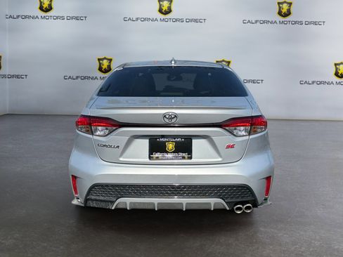 Used 2022 Toyota Corolla SE FWD image 4