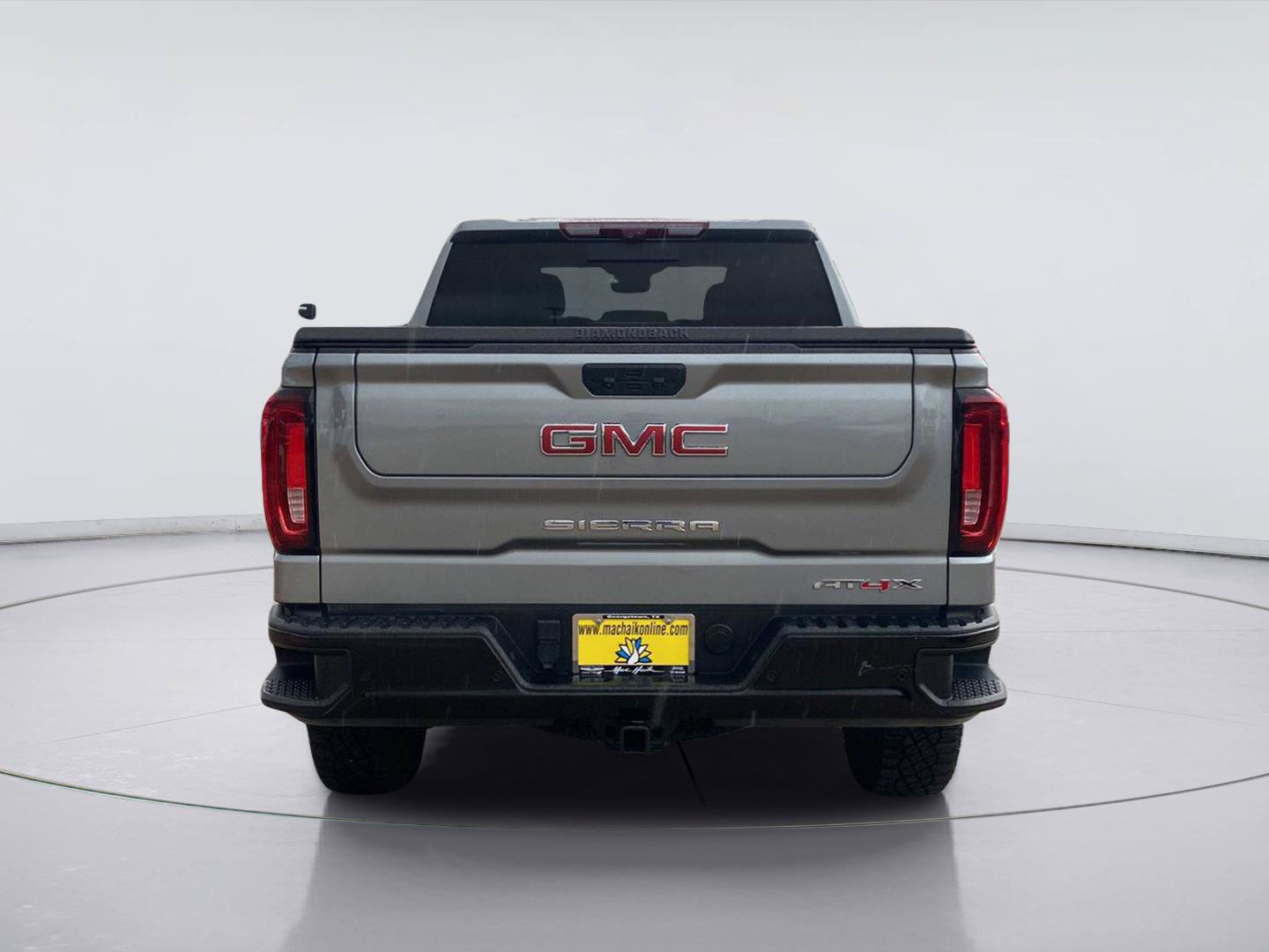 Used 2024 GMC Sierra 1500 AT4X AWD/4WD image 8