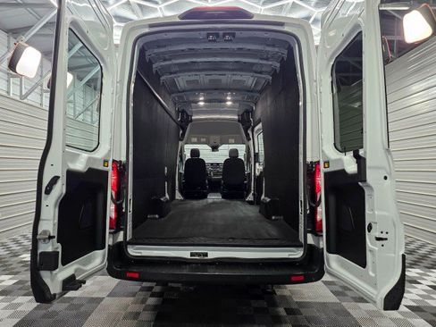 Used 2023 Ford Transit 250 148 High Roof Extended w/ Load Area Protection Package RWD image 12