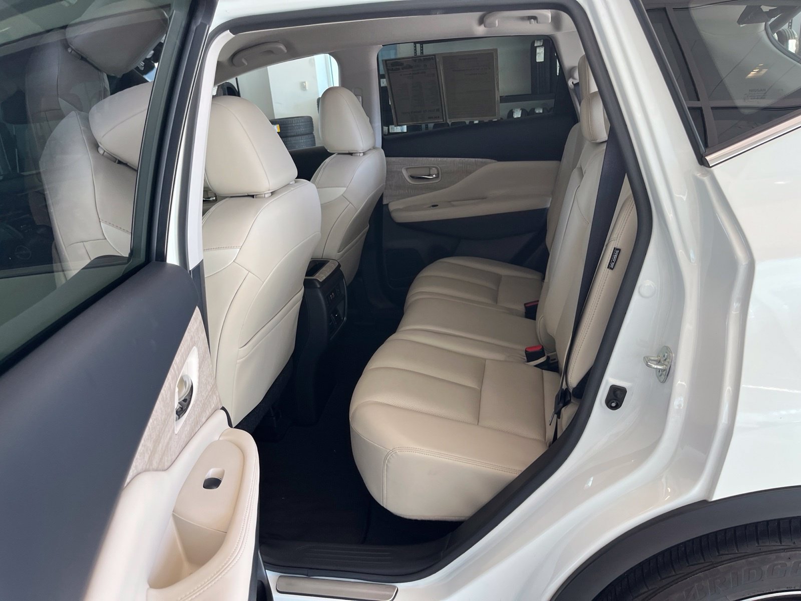 Used 2023 Nissan Murano SL w/ Cargo Package FWD image 28