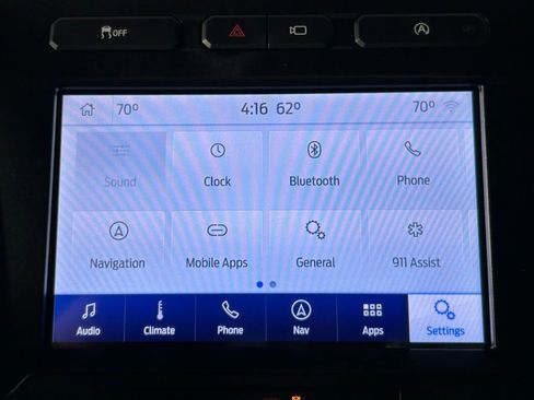 Used 2020 Ford F150 Lariat w/ Equipment Group 502A Luxury AWD/4WD image 22