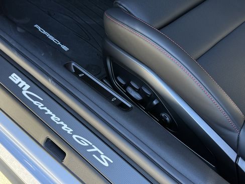 Used 2026 Porsche 911 Carrera GTS image 32