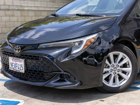Used 2023 Toyota Corolla SE w/ Blackout Package (TMS) FWD image 7