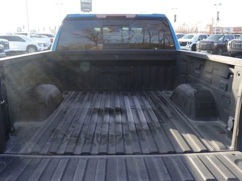 Used 2022 GMC Sierra 1500 AT4 w/ AT4 Preferred Package image 9