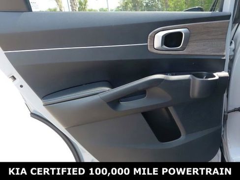 Certified 2023 Kia Sorento EX w/ Panoramic Sunroof Package image 23
