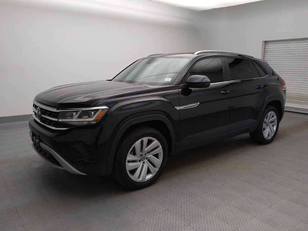 Used 2022 Volkswagen Atlas Cross Sport SE AWD/4WD image 2