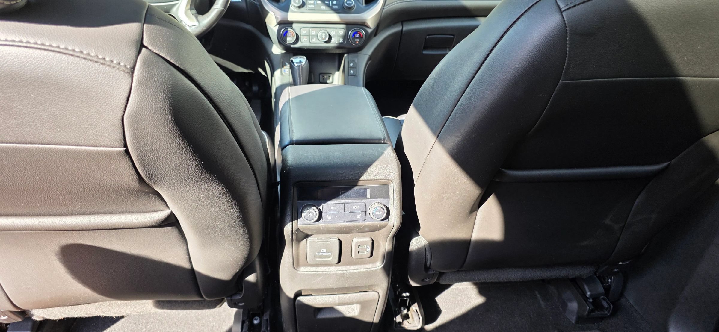 Used 2019 GMC Acadia Denali AWD/4WD image 19