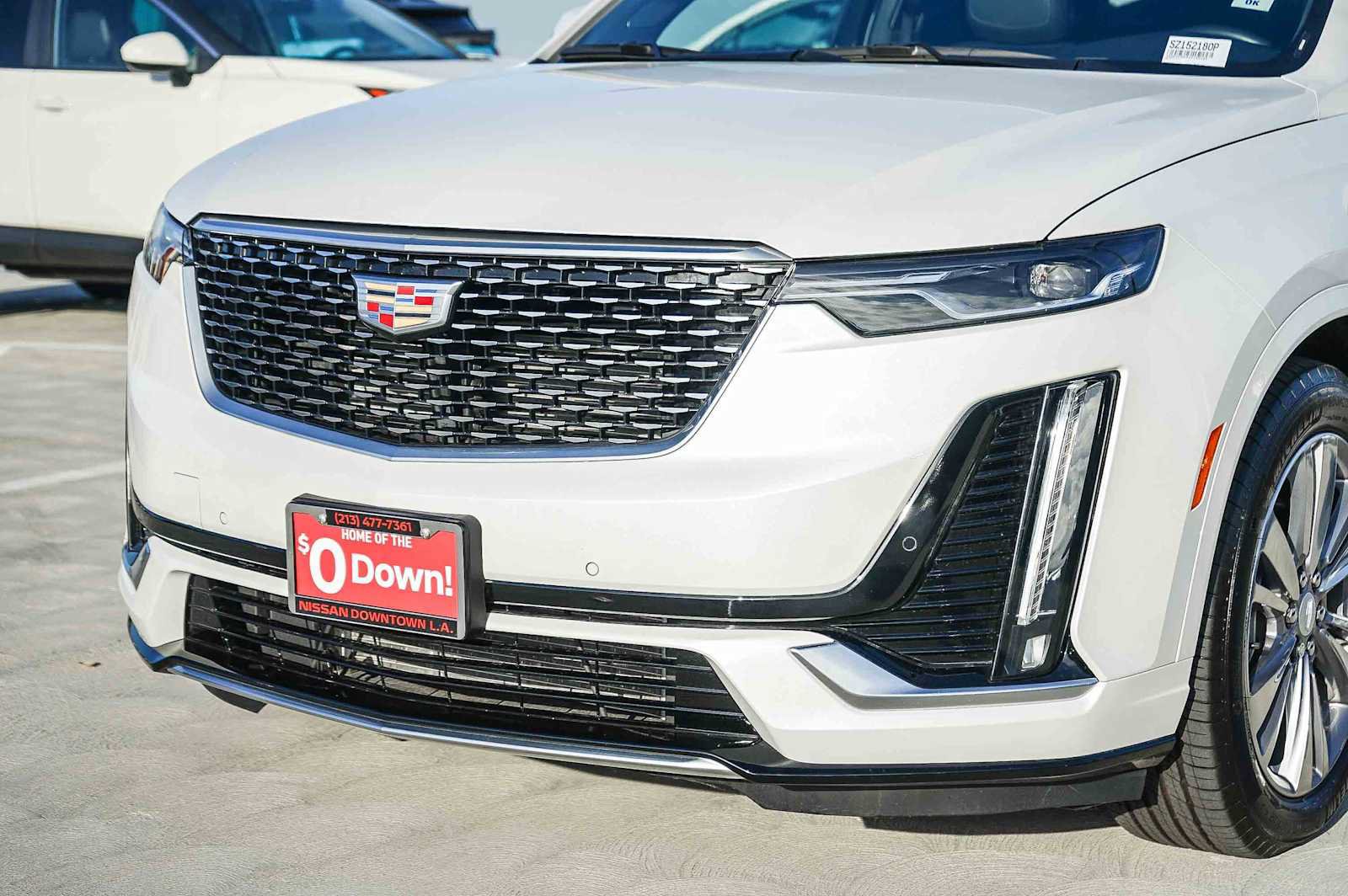 Used 2025 Cadillac XT6 Premium Luxury FWD image 5
