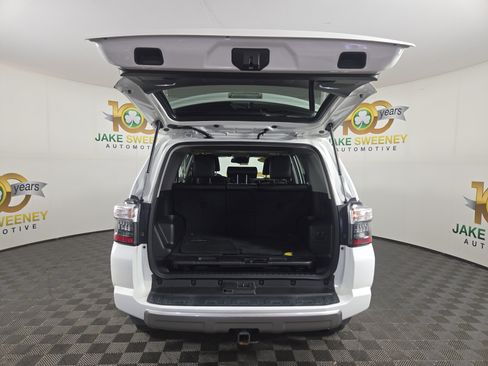 Used 2022 Toyota 4Runner TRD Off-Road Premium image 33