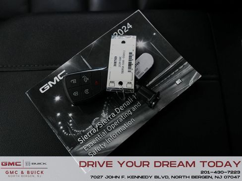 Used 2024 GMC Sierra 1500 Elevation w/ Elevation Premium Package image 27