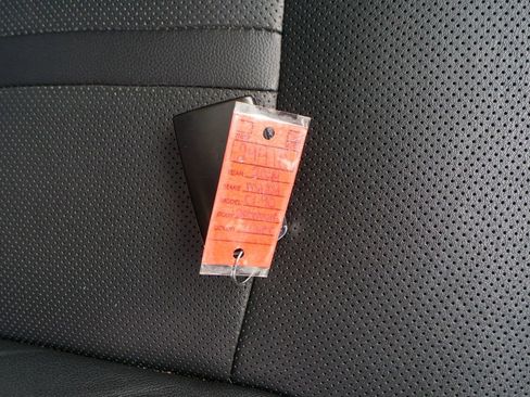 Used 2024 MAZDA CX-90 3.3 Turbo w/ Premium Package image 39