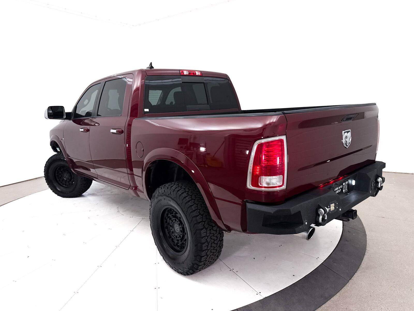 Used 2016 RAM 1500 Laramie w/ Convenience Group AWD/4WD image 2