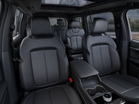 New 2026 Jeep Grand Cherokee L Limited w/ Limited Altitude Package RWD image 17