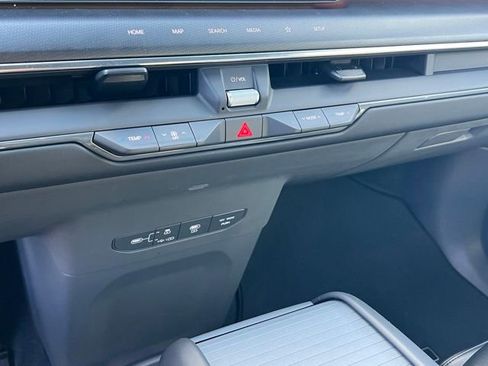 Certified 2024 Kia EV9 GT-Line AWD/4WD image 21