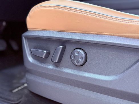 New 2026 INFINITI QX80 Luxe w/ Cargo Package image 15