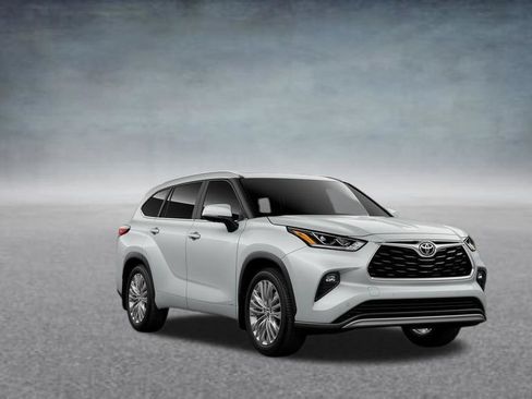New 2026 Toyota Highlander Platinum AWD/4WD image 18