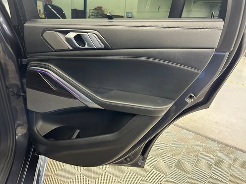 Used 2020 BMW X6 sDrive40i w/ M Sport Package RWD image 12