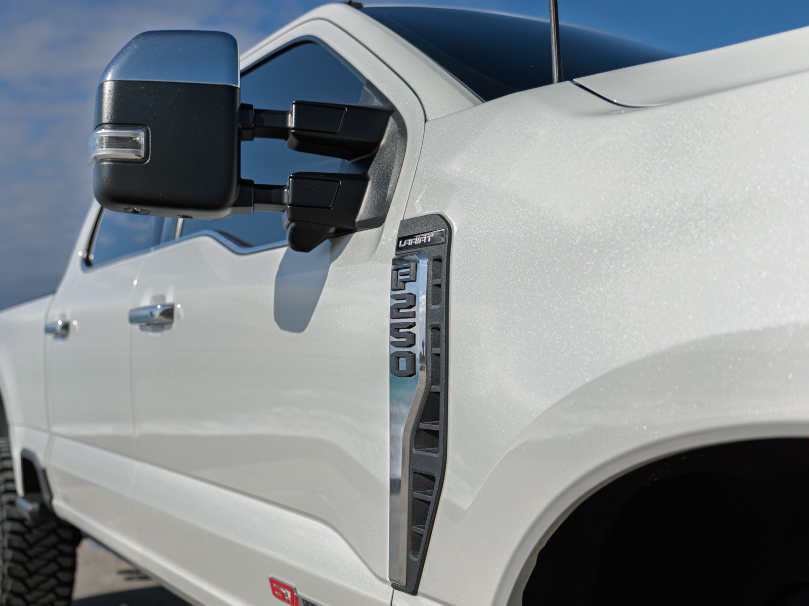 Used 2025 Ford F250 Lariat w/ Lariat Ultimate Package AWD/4WD image 11