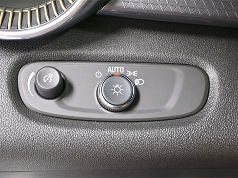 New 2025 Chevrolet Trax ACTIV w/ Driver Confidence Package image 18