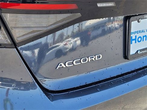 Used 2025 Honda Accord SE image 6