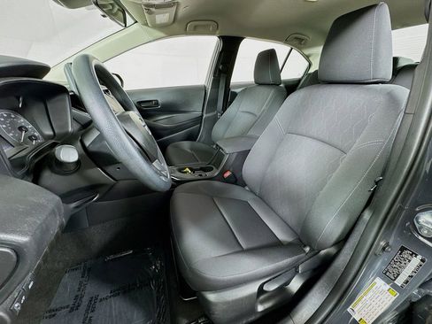 Certified 2025 Toyota Corolla LE image 11