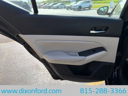 Used 2019 Nissan Altima 2.5 Platinum AWD/4WD image 26