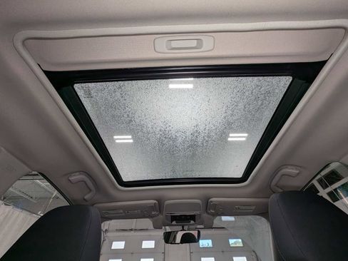 Used 2021 Subaru Forester Premium image 16