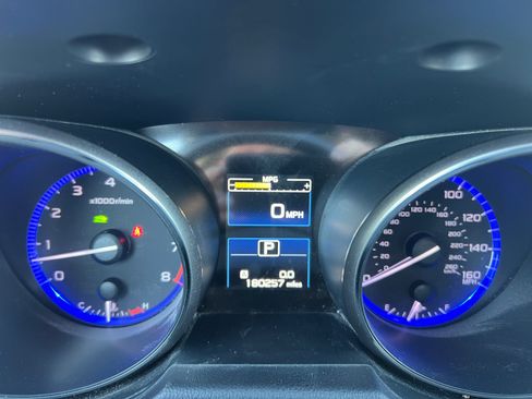 Used 2015 Subaru Outback 3.6R Limited AWD/4WD image 11