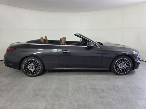 New 2026 Mercedes-Benz CLE 300 4MATIC Cabriolet image 3