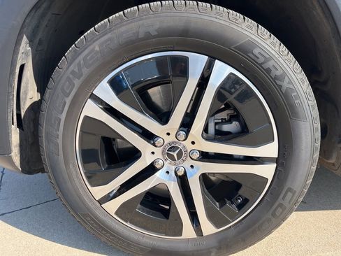 Used 2021 Mercedes-Benz GLS 450 4MATIC image 8