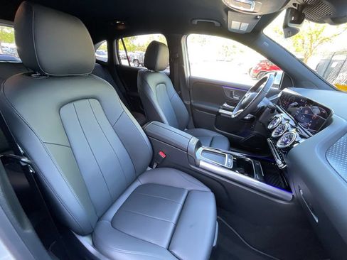 Used 2025 Mercedes-Benz GLA 250 image 30