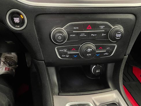 Used 2019 Dodge Charger GT image 36