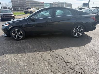Used 2023 Hyundai Elantra Limited