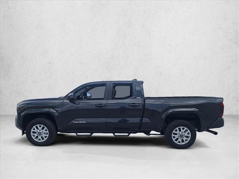 Used 2025 Toyota Tacoma SR5 RWD image 8