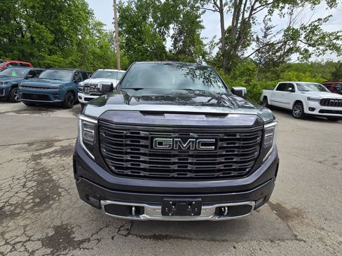 Used 2022 GMC Sierra 1500 Denali Ultimate AWD/4WD image 12