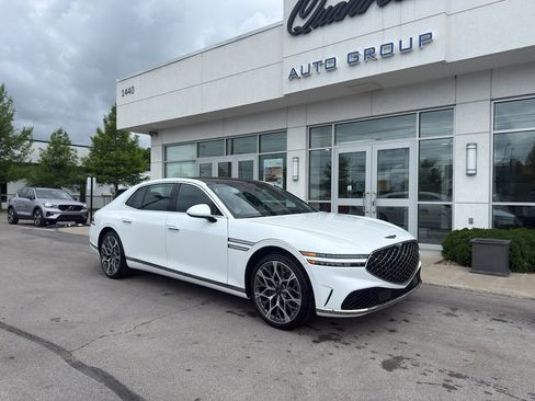 Used 2025 Genesis G90 3.5T AWD/4WD image 1