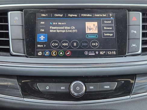 Used 2023 Buick Enclave Essence w/ Experience Buick Package FWD image 17