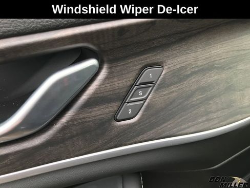 New 2026 Jeep Grand Cherokee Limited Reserve image 11