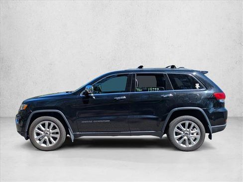 Used 2017 Jeep Grand Cherokee Limited image 9