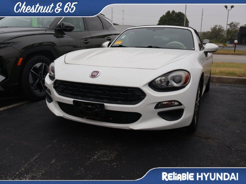 Used 2017 FIAT 124 Spider Classica RWD image 8