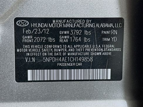 Used 2012 Hyundai Elantra Limited w/ Technology Pkg 5 FWD image 12