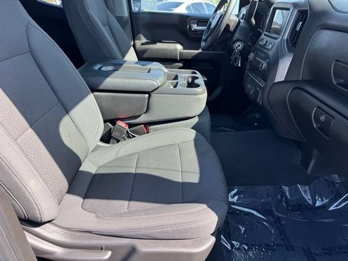 Certified 2021 Chevrolet Silverado 1500 Custom RWD image 7