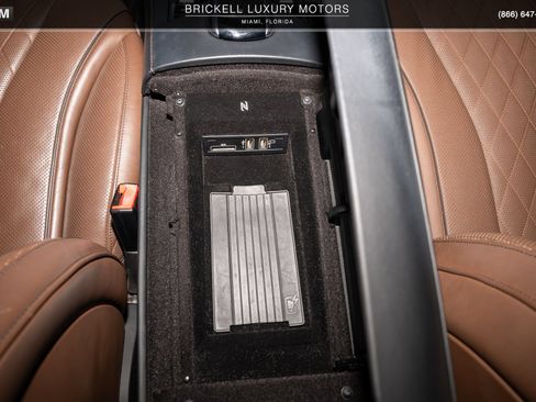 Used 2019 Mercedes-Benz Maybach S 560 4MATIC image 36