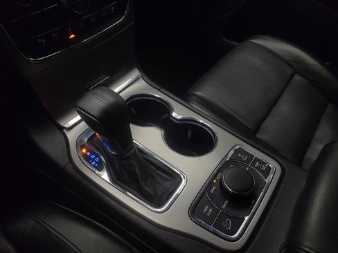 Used 2017 Jeep Grand Cherokee Summit w/ Platinum Series Group image 26