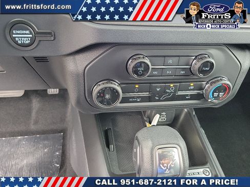 New 2026 Ford Bronco Big Bend w/ Black Appearance Package AWD/4WD image 10