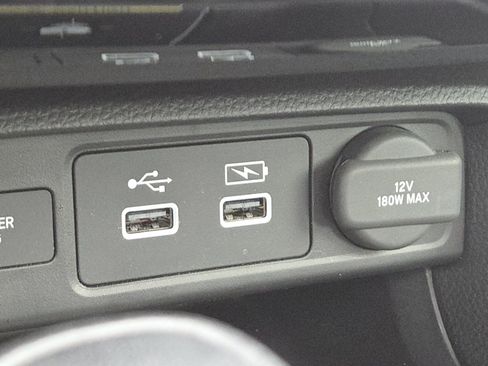 Used 2022 Honda Civic Touring image 32