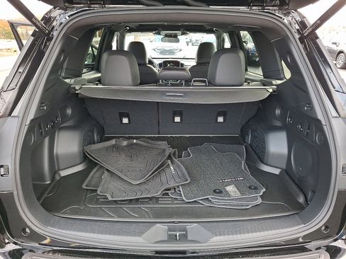 Certified 2025 Subaru Forester Limited image 29