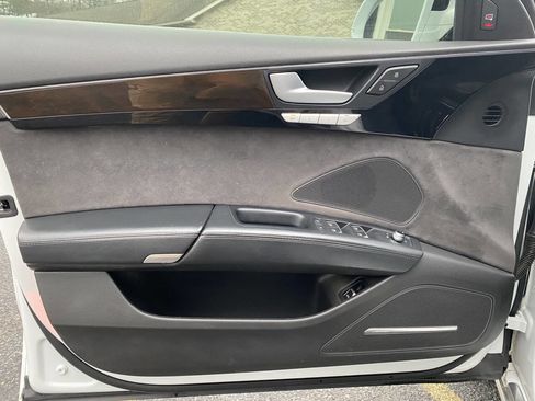 Used 2016 Audi A8 L 3.0T w/ Executive Package image 15